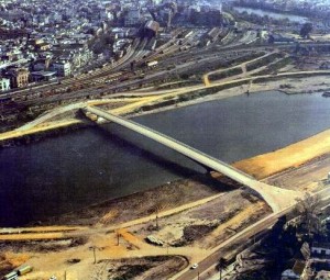 Pasarela de la Cartuja.